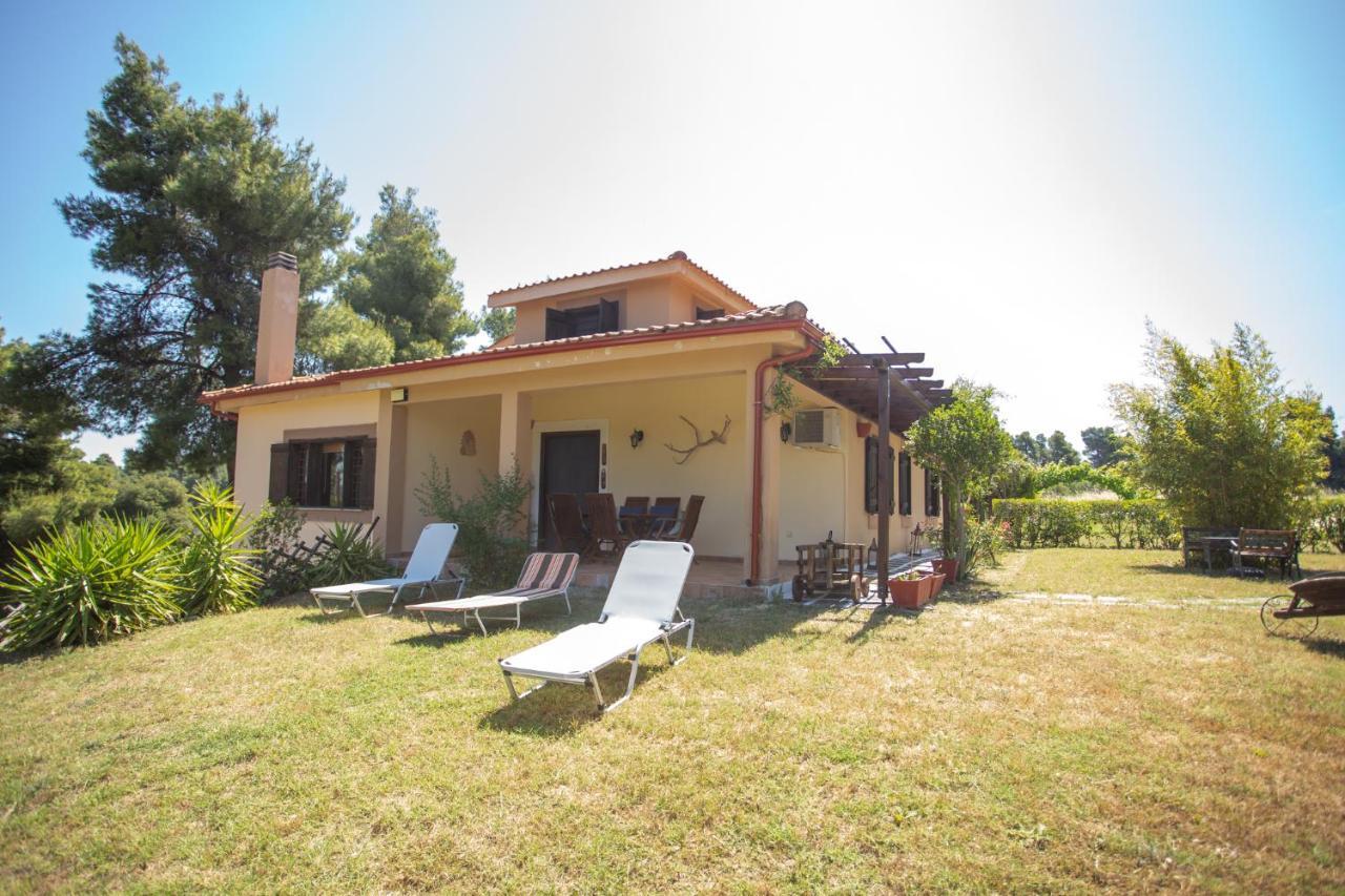 Residence On The Hill Near The Sea Siviri Luaran gambar