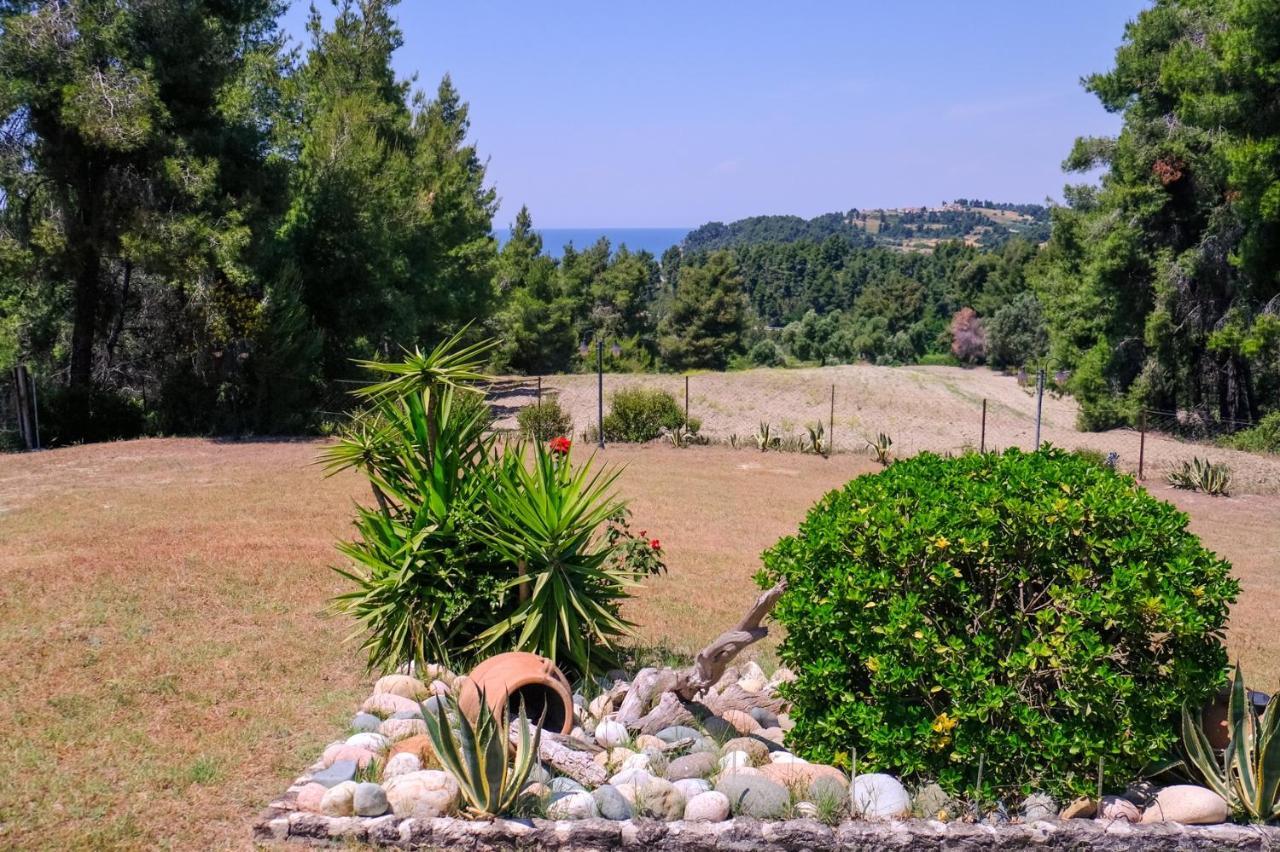 Residence On The Hill Near The Sea Siviri Luaran gambar